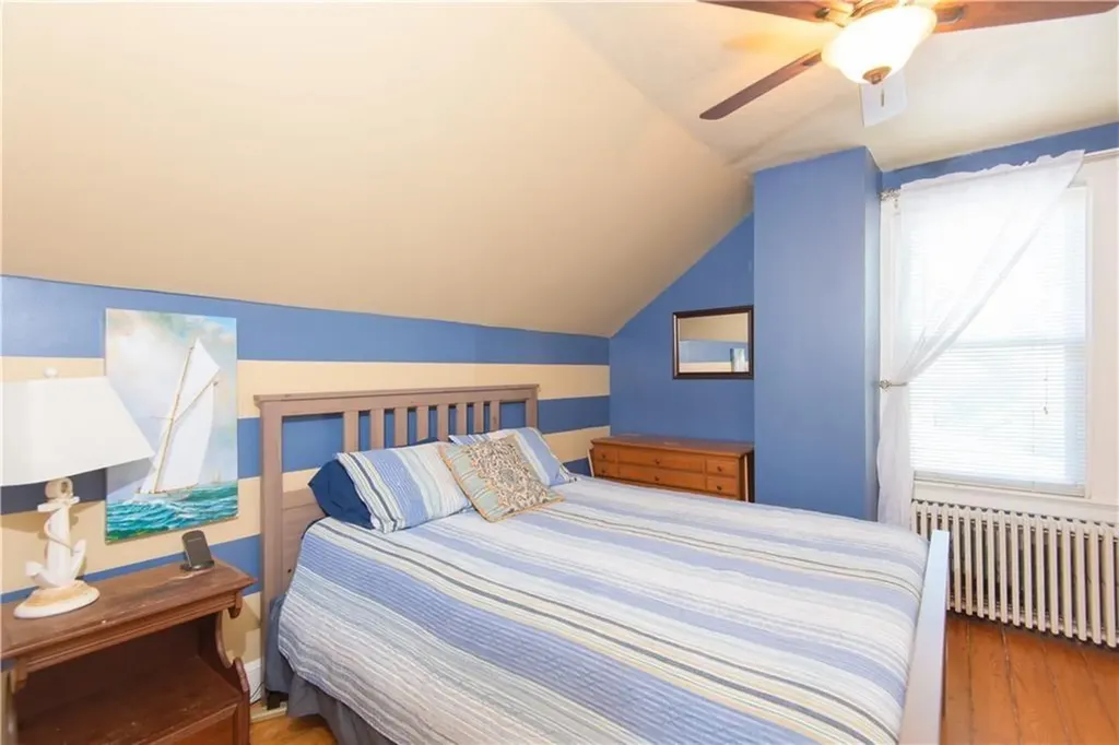 44 Hammond Street Newport RI 02840