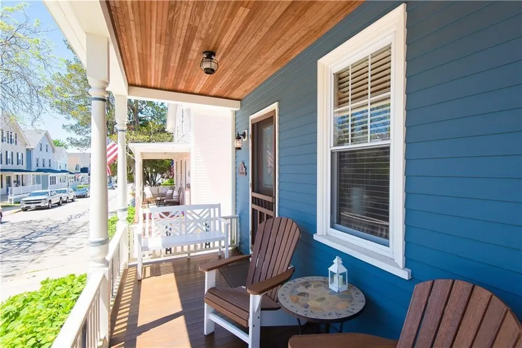 44 Hammond Street Newport RI 02840