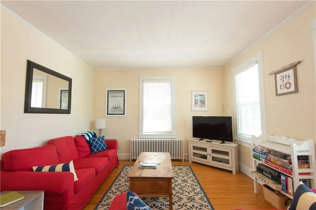 44 Hammond Street Newport RI 02840