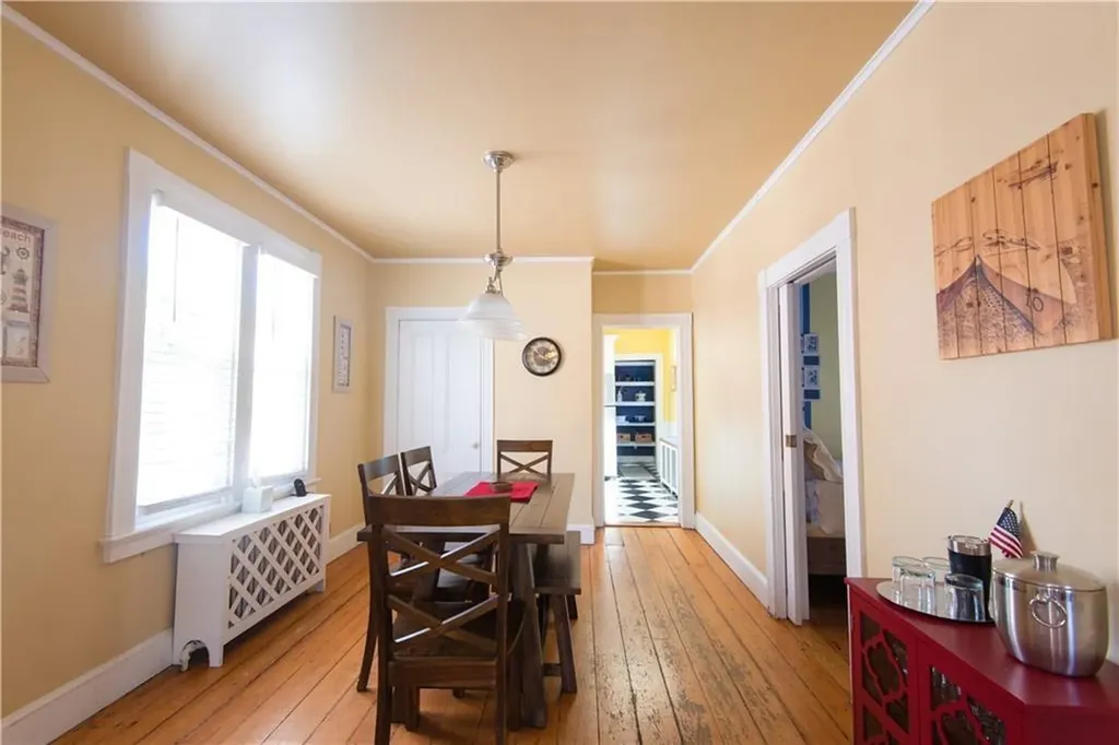 44 Hammond Street Newport RI 02840