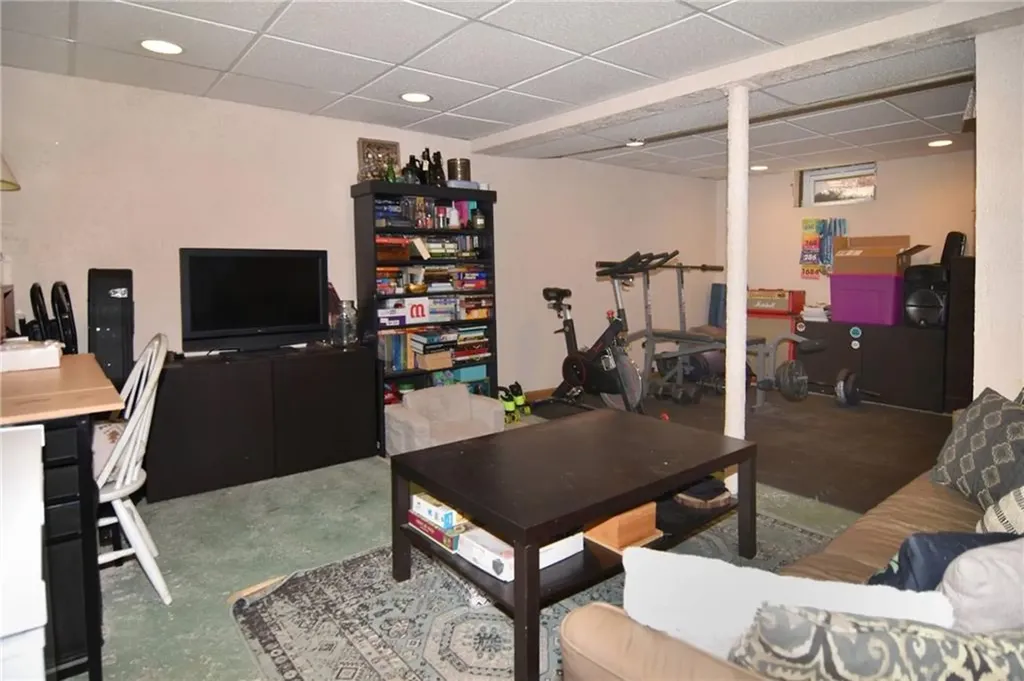 4 Amanda Street Cranston RI 02920