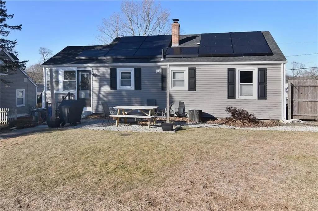 4 Amanda Street Cranston RI 02920