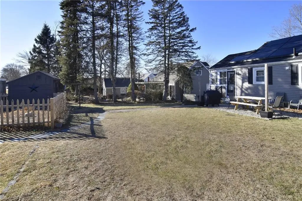 4 Amanda Street Cranston RI 02920