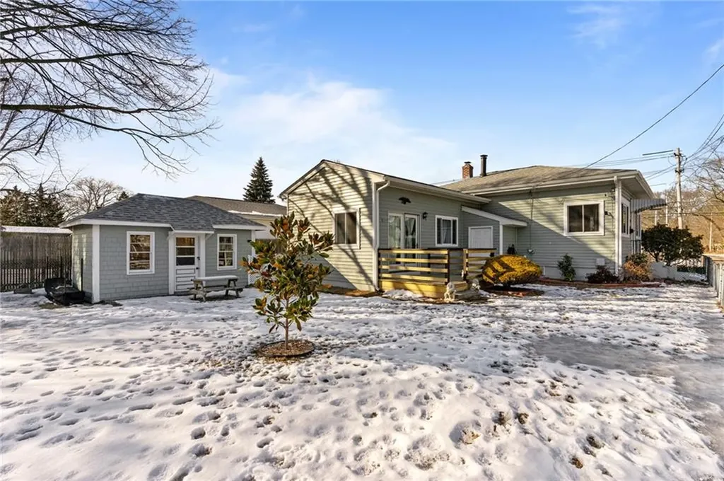 175 Irving Road Warwick RI 02888