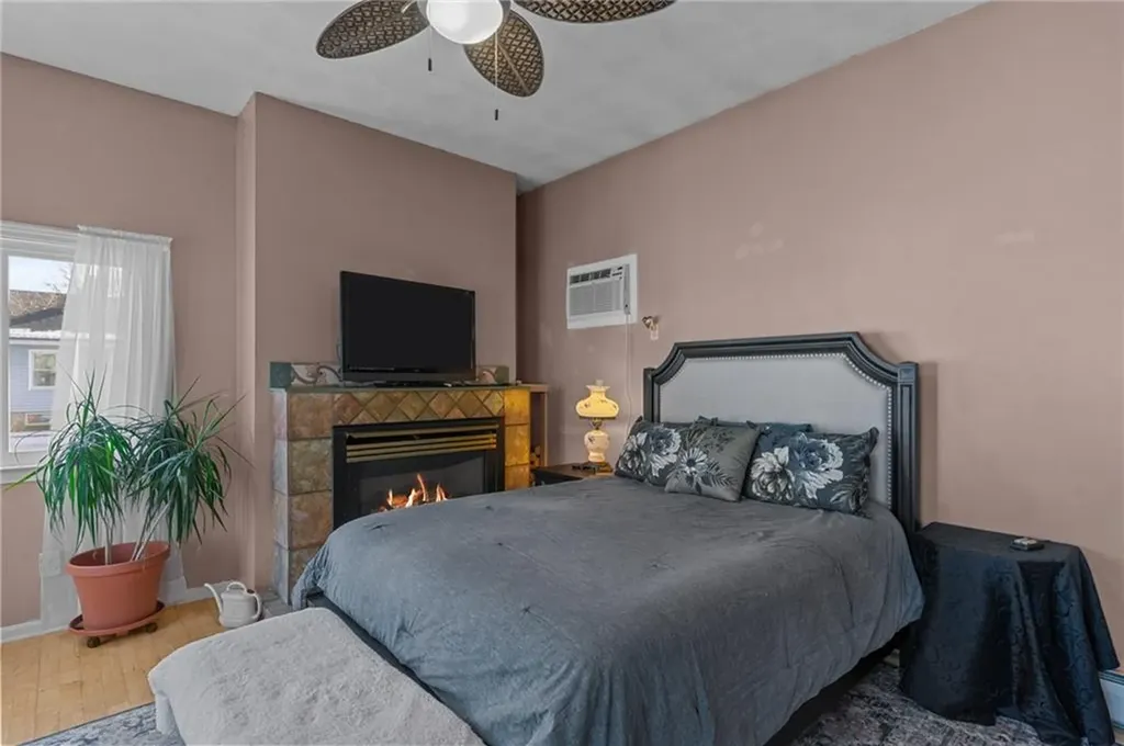 175 Irving Road Warwick RI 02888