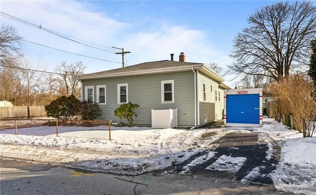 175 Irving Road Warwick RI 02888