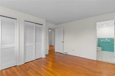 188 Indian Trail Narragansett RI 02874