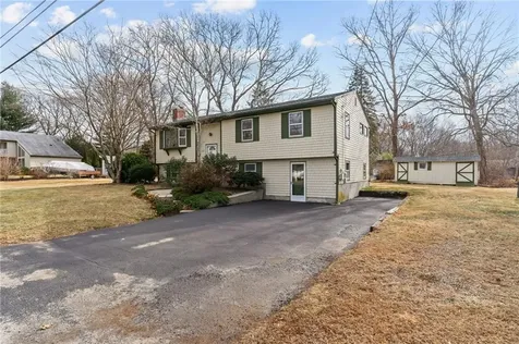 188 Indian Trail Narragansett RI 02874