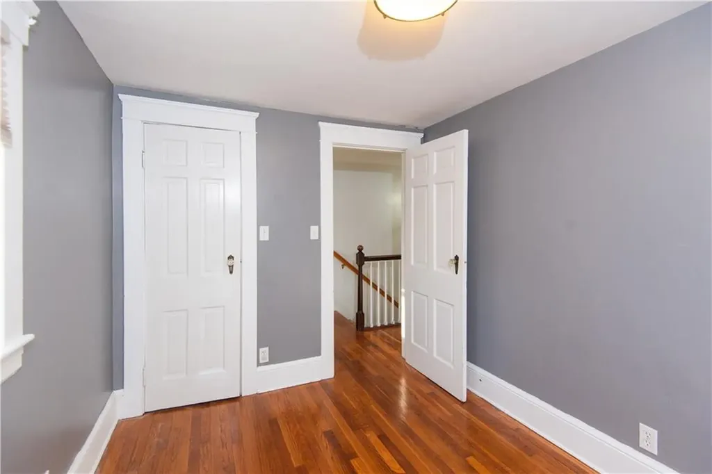 204 Middle Road Portsmouth RI 02871