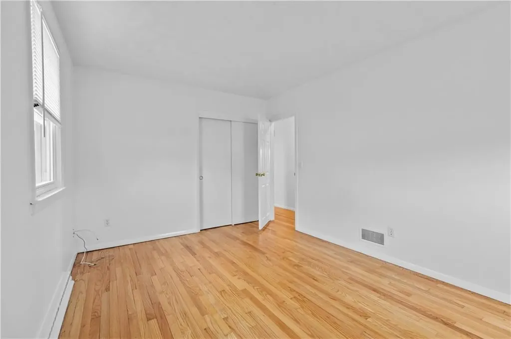 4 Weetamoe Road Middletown RI 02842
