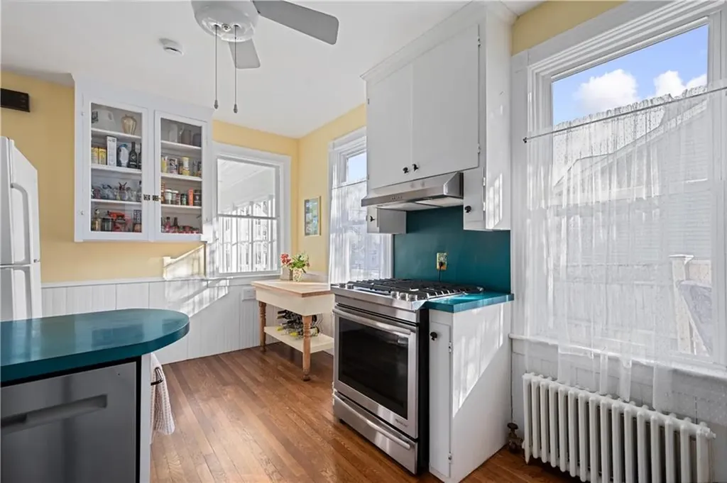 223 Narragansett Parkway Warwick RI 02888
