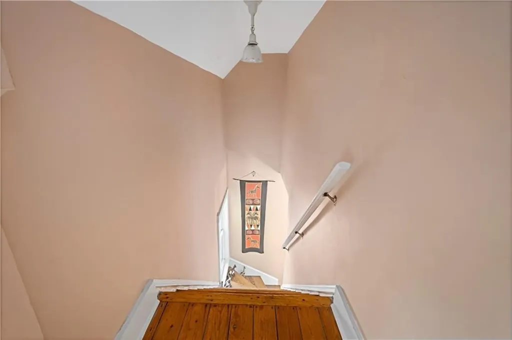 223 Narragansett Parkway Warwick RI 02888