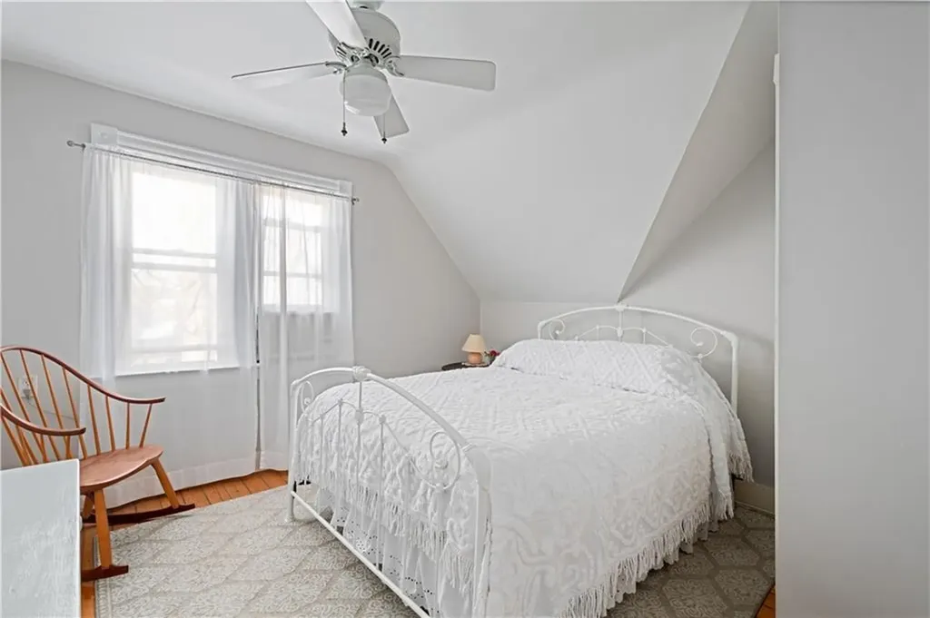 223 Narragansett Parkway Warwick RI 02888