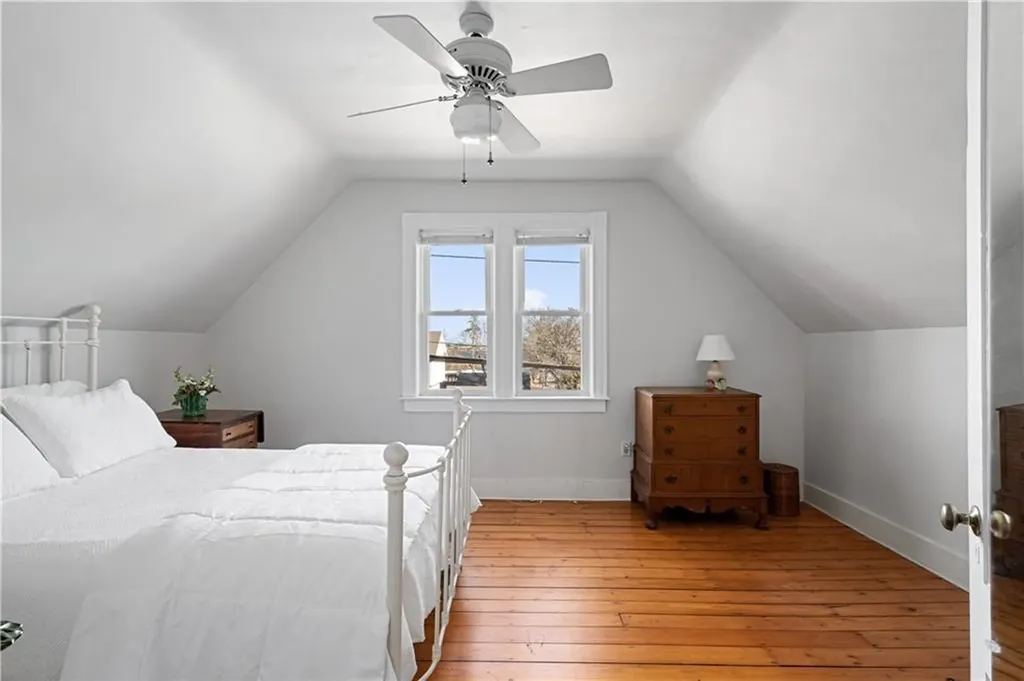 223 Narragansett Parkway Warwick RI 02888