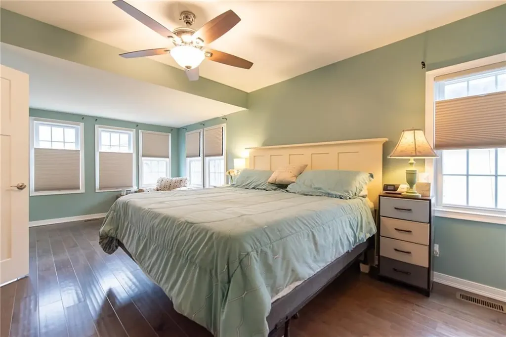 283 Bellman Avenue Warwick RI 02889