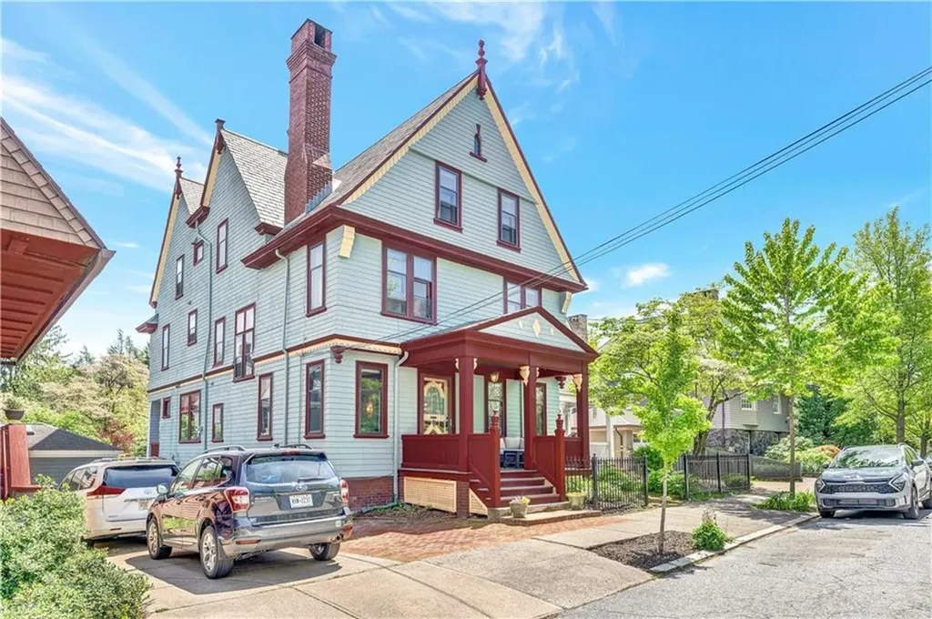 185 Brown Street Providence RI 02906