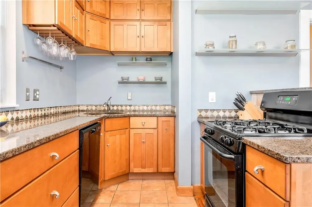 185 Brown Street Providence RI 02906