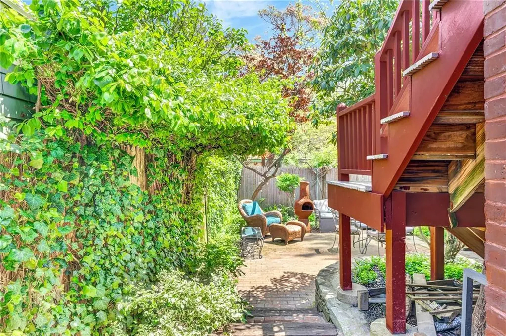 185 Brown Street Providence RI 02906