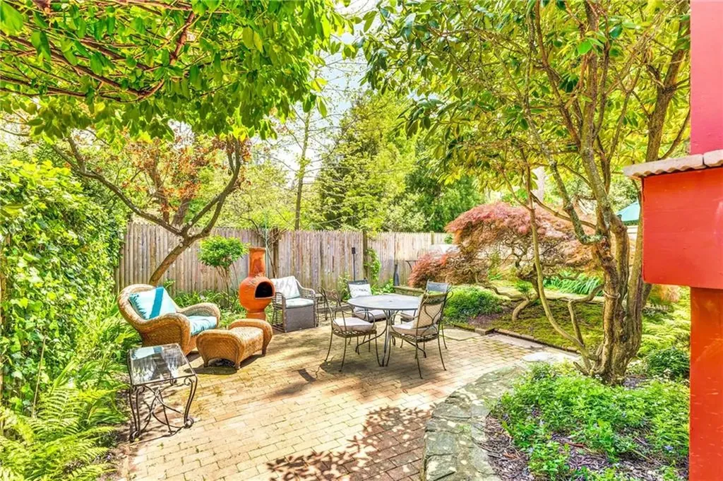 185 Brown Street Providence RI 02906