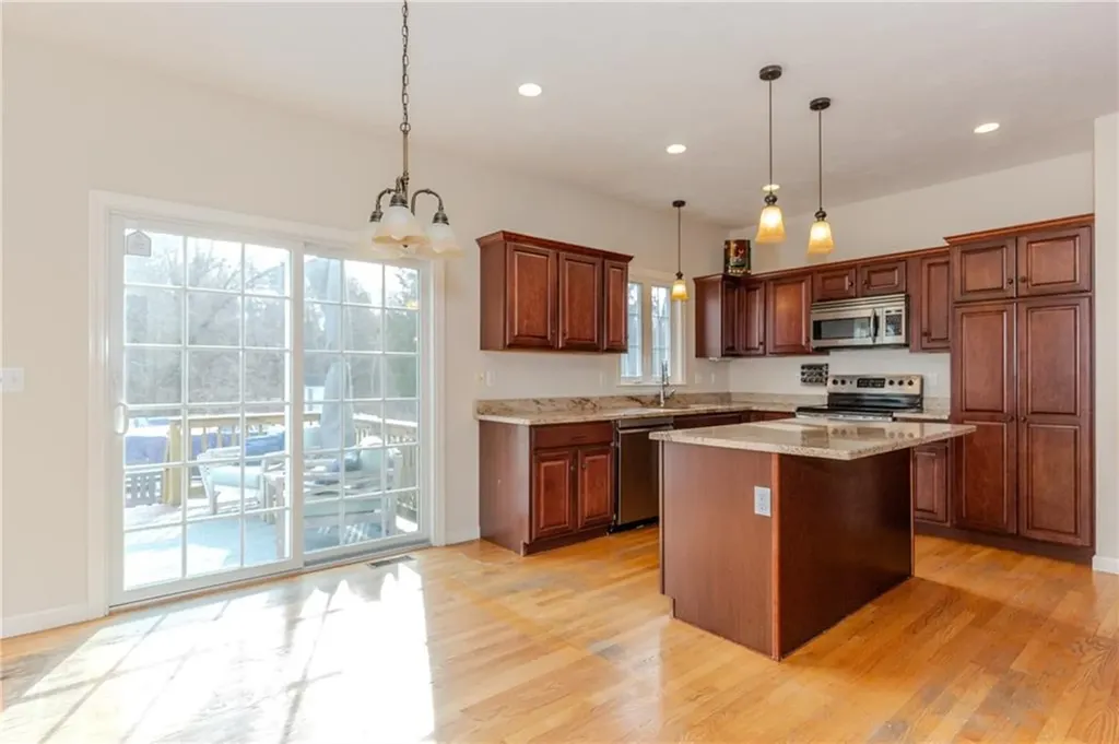 3 Menard Lane Smithfield RI 02917