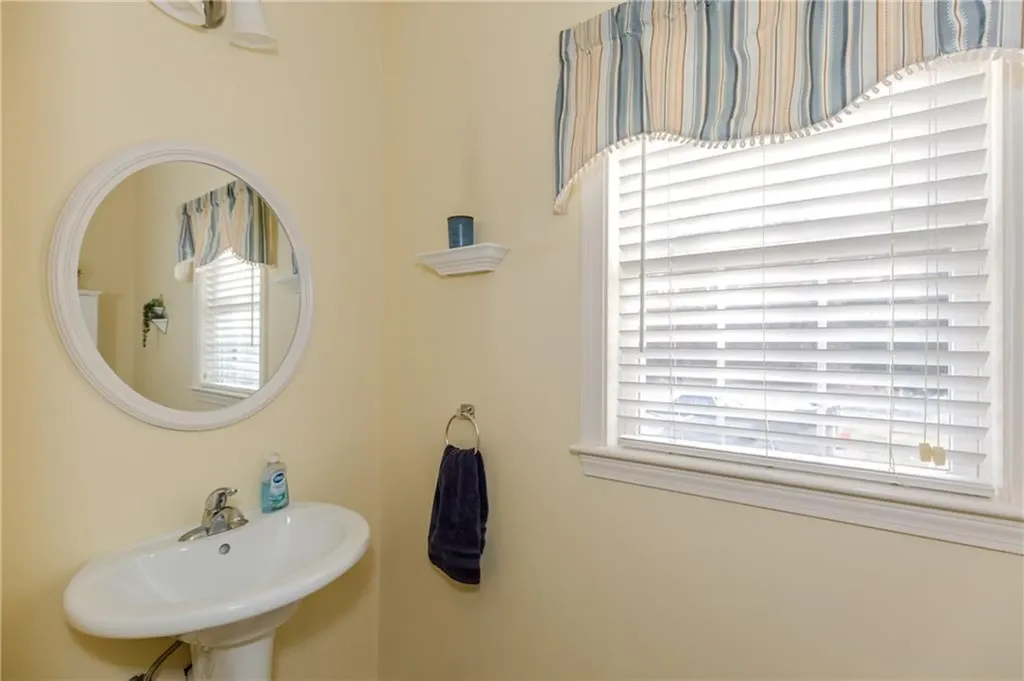 3 Menard Lane Smithfield RI 02917
