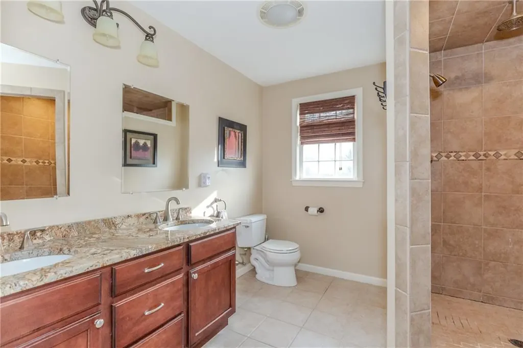 3 Menard Lane Smithfield RI 02917