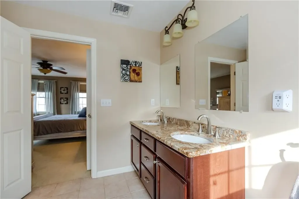 3 Menard Lane Smithfield RI 02917