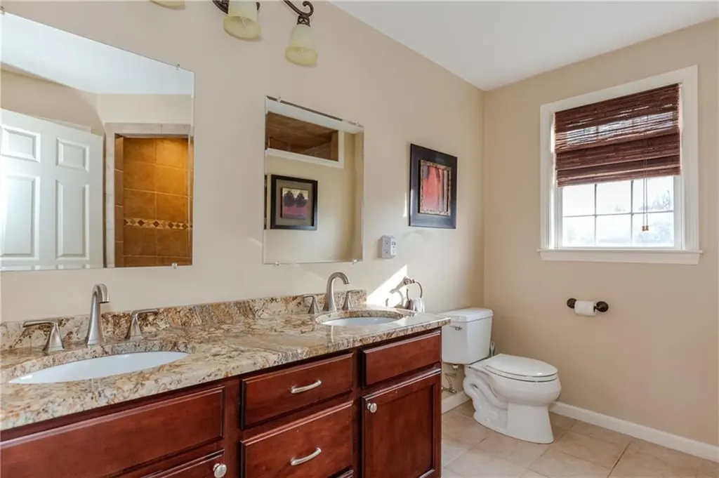 3 Menard Lane Smithfield RI 02917