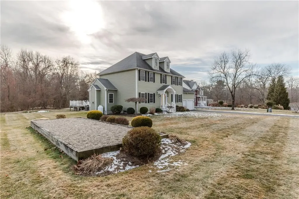 3 Menard Lane Smithfield RI 02917