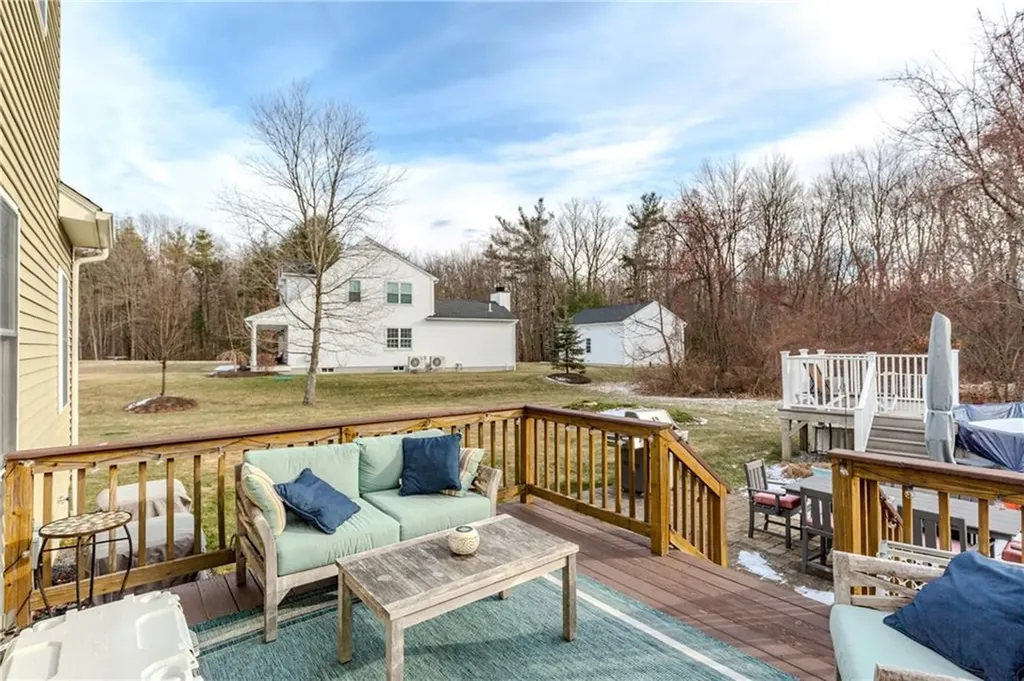 3 Menard Lane Smithfield RI 02917