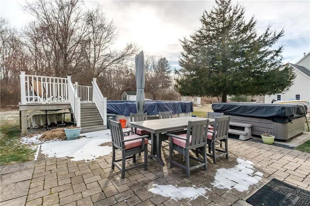 3 Menard Lane Smithfield RI 02917