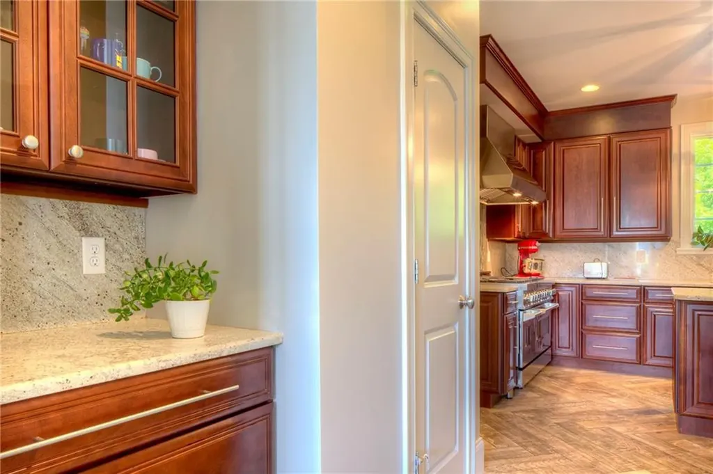 68 William Barton Drive Tiverton RI 02878