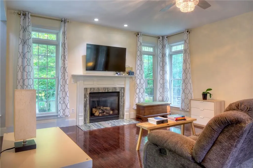 68 William Barton Drive Tiverton RI 02878