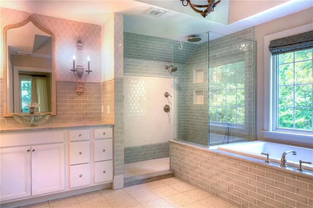 68 William Barton Drive Tiverton RI 02878
