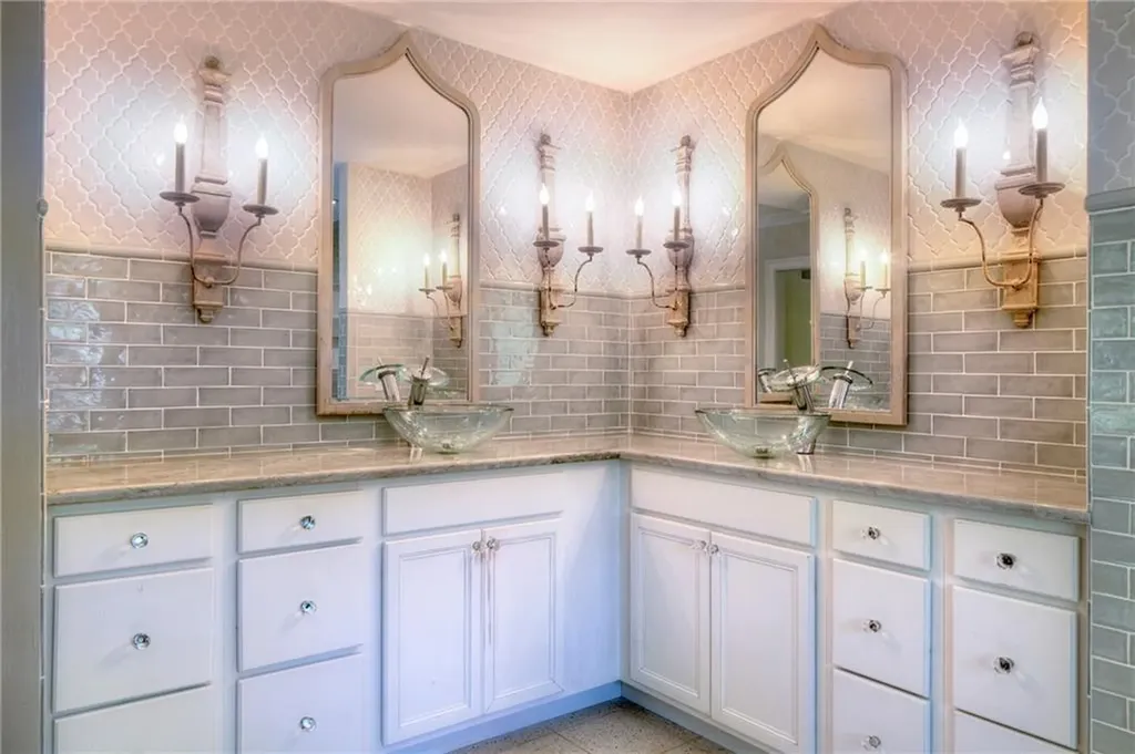 68 William Barton Drive Tiverton RI 02878