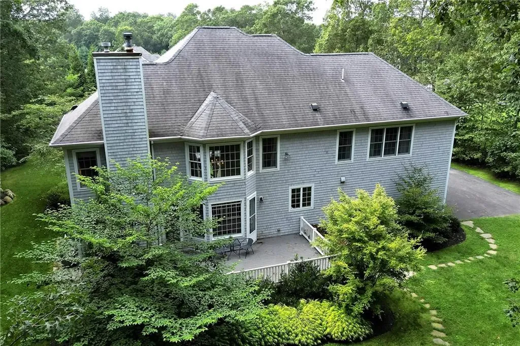 68 William Barton Drive Tiverton RI 02878