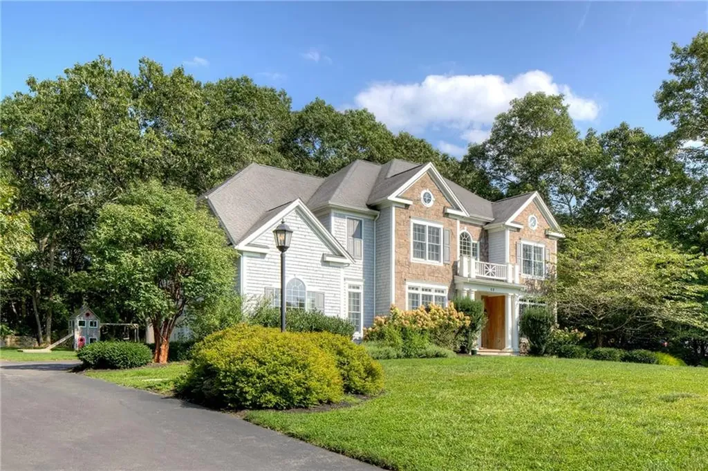 68 William Barton Drive Tiverton RI 02878