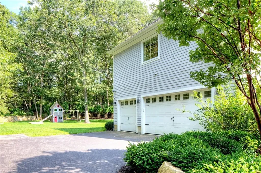 68 William Barton Drive Tiverton RI 02878