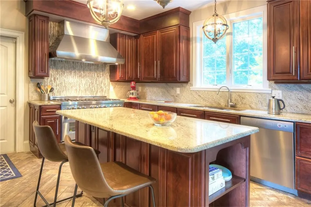 68 William Barton Drive Tiverton RI 02878
