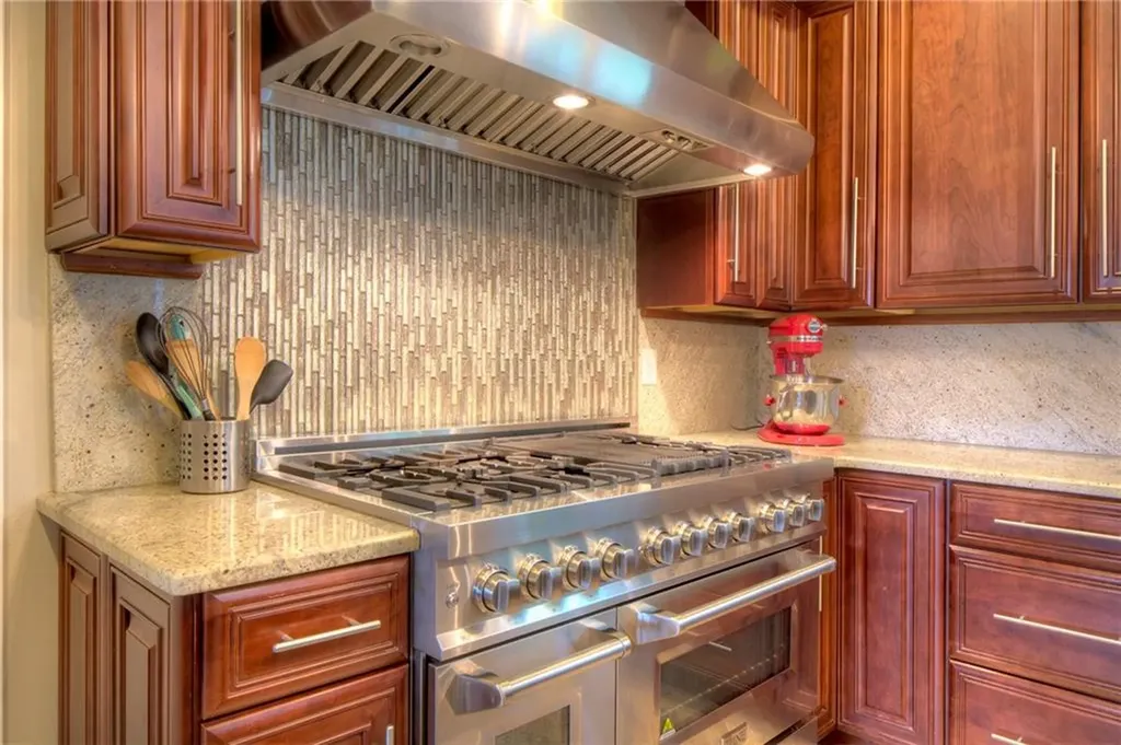 68 William Barton Drive Tiverton RI 02878
