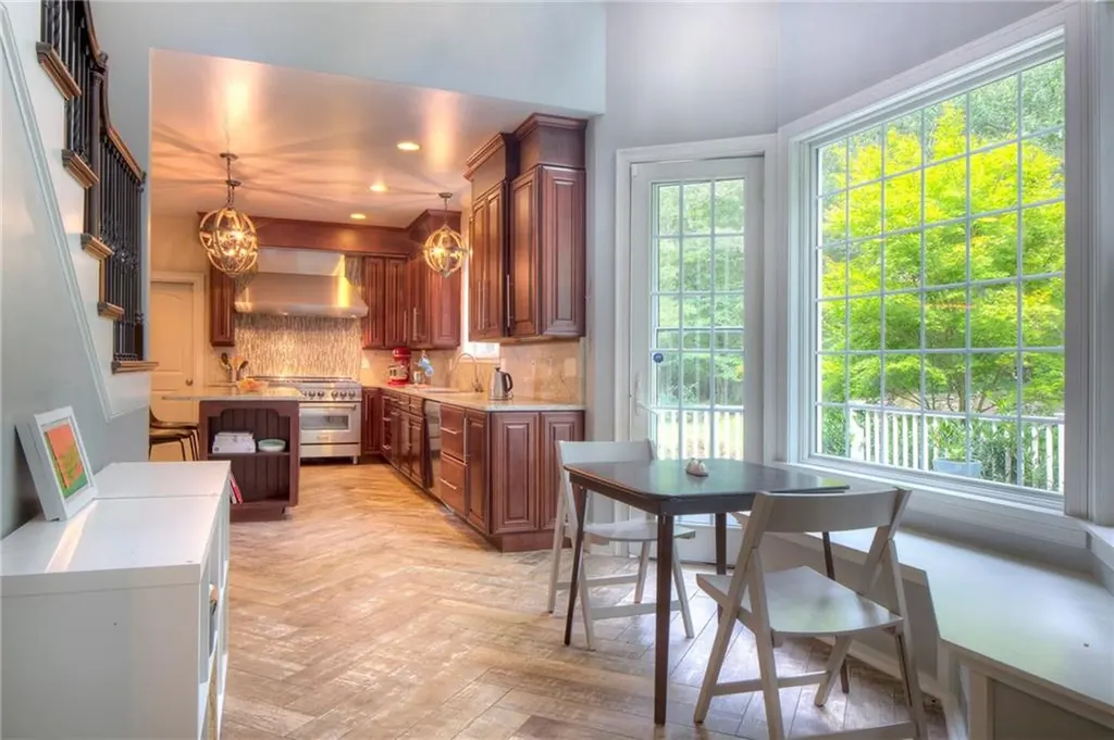 68 William Barton Drive Tiverton RI 02878