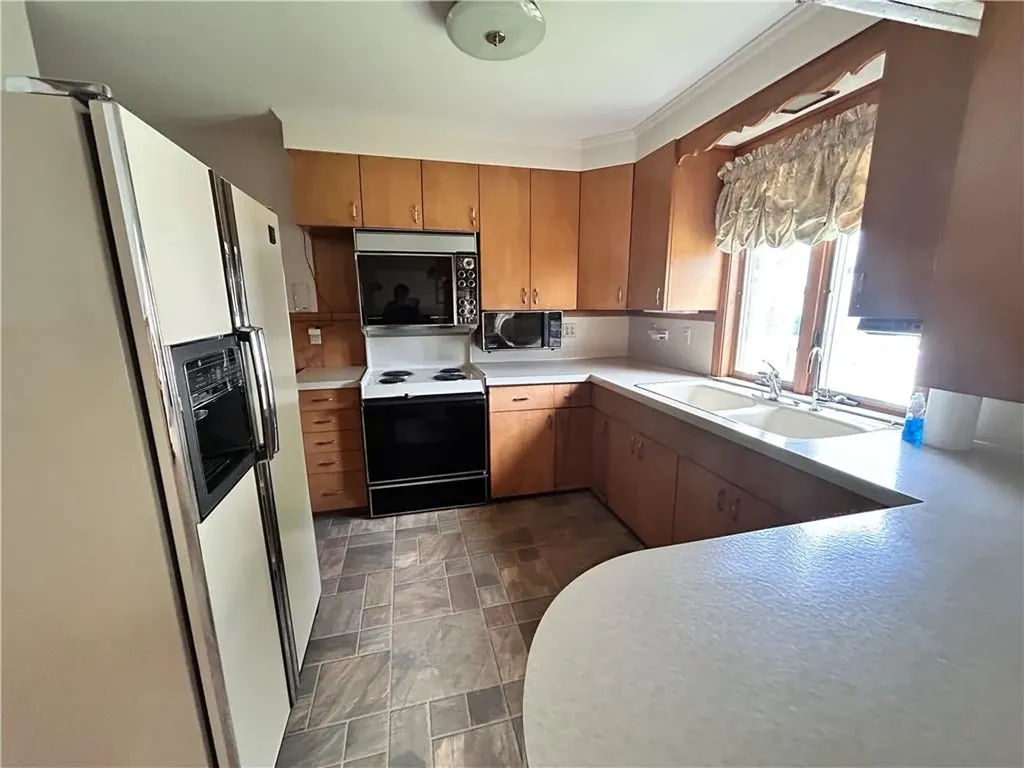 159 Brayton Avenue Cranston RI 02920