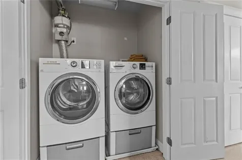 751 Metacom Avenue Bristol RI 02809