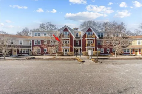 751 Metacom Avenue Bristol RI 02809