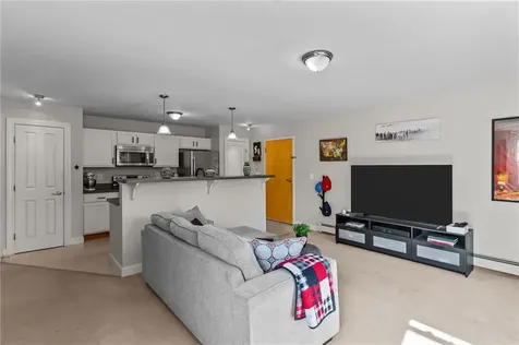 751 Metacom Avenue Bristol RI 02809