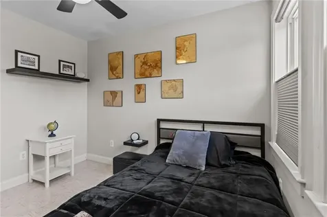 751 Metacom Avenue Bristol RI 02809