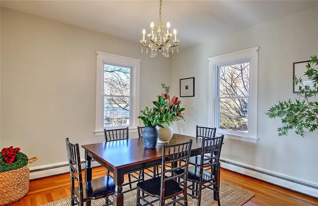405 Maple Avenue Barrington RI 02806