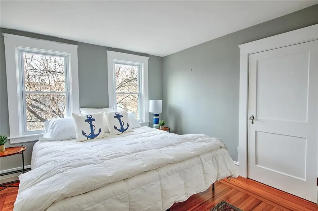 405 Maple Avenue Barrington RI 02806