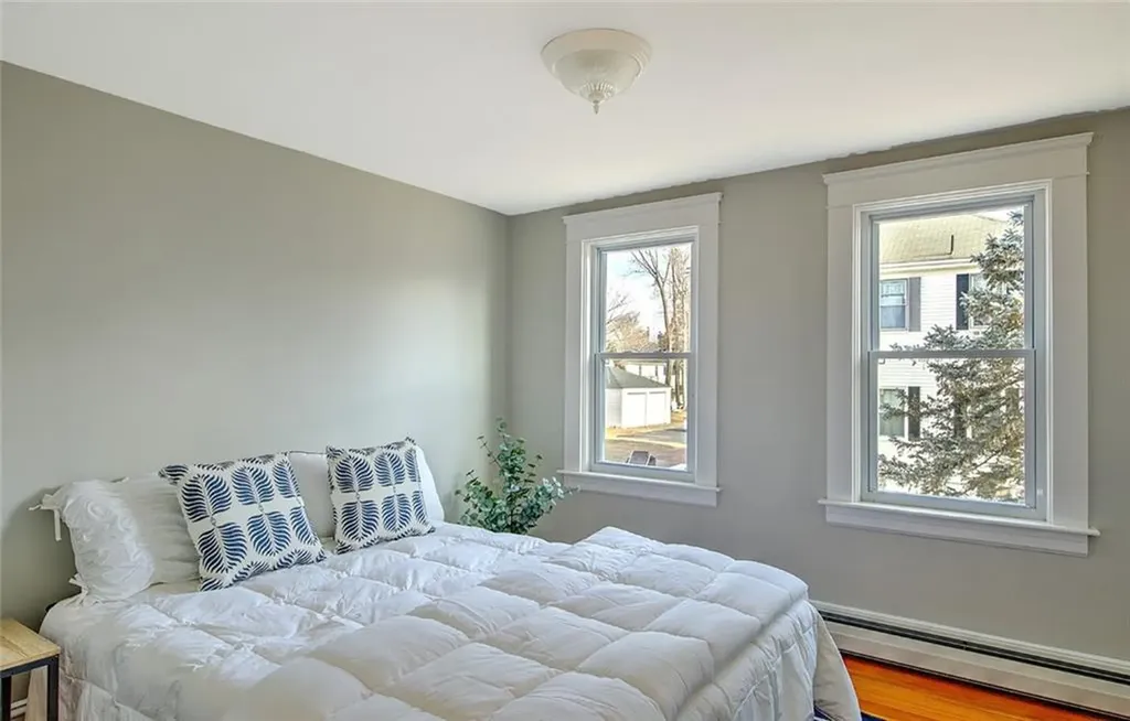 405 Maple Avenue Barrington RI 02806
