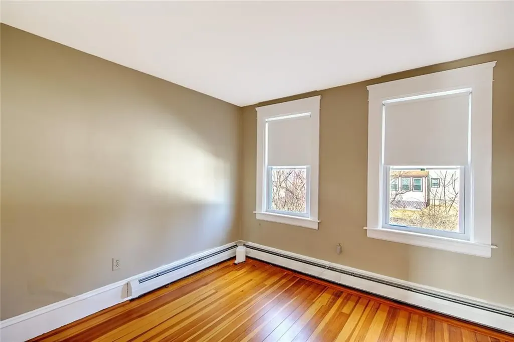 405 Maple Avenue Barrington RI 02806
